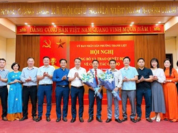 Phường Thanh Liệt: Công bố và trao quyết định về công tác cán bộ