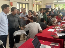LÃNH ĐẠO XÃ DÂN HÒA ĐỘNG VIÊN, CHIA SẺ CÙNG 104 HỘ THÔN TRI LỄ 2 NHẬN TIỀN BỒI THƯỜNG GPMB DỰ ÁN OLYMPIC