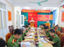 Cụm thi đua số 17 Công an thành phố Hà Nội toạ đàm nâng cao vai trò công an xã trong giải quyết “điểm nghẽn” của thành phố trên địa bàn.