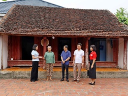 MTTQ xã Đoài Phương kiểm tra, khảo sát thực tế các hộ đề nghị hỗ trợ xây, sửa nhà năm 2026