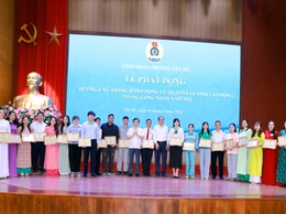Phường Tây Hồ tổ chức lễ phát động hưởng ứng tháng hành động về an toàn, vệ sinh lao động và tháng công nhân năm 2026