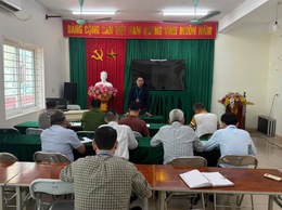 UBND phường Long Biên làm việc với các tổ dân phố về giải quyết kiến nghị của Nhân dân