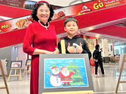 Phường Tây Hồ tổ chức Cuộc thi vẽ tranh thiếu nhi với chủ đề “Ông bà trong trái tim em”.