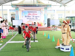 Trường Mầm non Hoàng Diệu: Tổ chức Liên hoan “Bé khỏe – Bé ngoan” - sân chơi bổ ích cho trẻ thời kỳ đổi mới