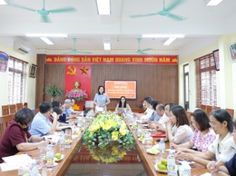 Đoàn kiểm tra của Sở Giáo dục và Đào tạo Hà Nội kiểm tra công tác chuyên môn đối với các trường Tiểu học trên địa bàn xã Phú Nghĩa