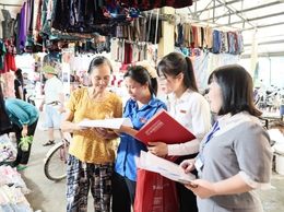 Quảng Bị triển khai mô hình “Chợ thông minh 4.0 – không dùng tiền mặt” tại chợ 