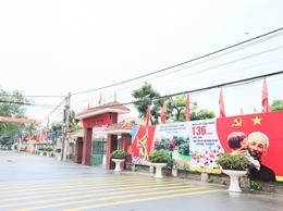 Quảng Bị rực rỡ cờ hoa chào mừng kỷ niệm 136 năm Ngày sinh Chủ tịch Hồ Chí Minh và 72 năm Chiến thắng Điện Biên Phủ