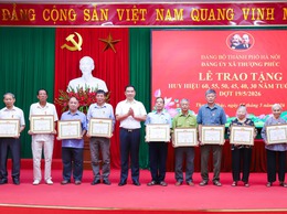 Xã Thượng Phúc trang trọng tổ chức lễ trao tặng huy hiệu đảng đợt 19/5/2026