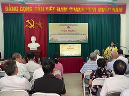 Phường Long Biên đẩy mạnh công tác tuyên truyền tích hợp tài khoản hưởng an sinh xã hội trên ứng dụng VneID- Nâng cao hiệu quả phục vụ người dân trong chuyển đổi