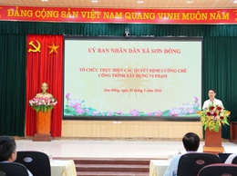Xã Sơn Đồng tổ chức cưỡng chế vi phạm đất đai