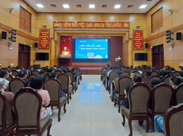 Phường Tây Hồ: Tập huấn nâng cao nhận thức, xây dựng môi trường kinh doanh thực phẩm “ngon và lành” trong lĩnh vực công thương.
