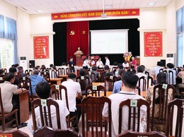 HÒA XÁ THU HƠN 450 TRIỆU ĐỒNG TỪ ĐẤU GIÁ QUYỀN SỬ DỤNG ĐẤT NÔNG NGHIỆP CÔNG ÍCH