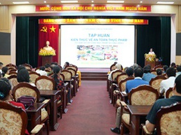 UBND xã Hoài Đức tổ chức tập huấn kiến thức ATTP cho các thành viên Tổ tự giám sát ATTP tại cộng đồng
