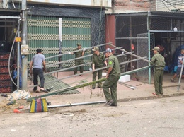 NGÀY 9/5: PHƯỜNG SƠN TÂY TIẾP TỤC RA QUÂN XỬ LÝ NGHIÊM VI PHẠM TRẬT TỰ ĐÔ THỊ TẠI NHIỀU TUYẾN PHỐ TRÊN ĐỊA BÀN