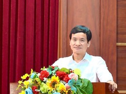 PHÚC THỌ: TỔ CHỨC CHÀO CỜ THÁNG 6, QUYẾT LIỆT THÁO GỠ ĐIỂM NGHẼN, TẬP TRUNG HOÀN THÀNH CHỈ TIÊU 6 THÁNG ĐẦU NĂM 2026
