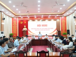 THƯỜNG TRỰC ĐẢNG UỶ GIAO BAN CÔNG TÁC GIẢI PHÓNG MẶT BẰNG CÁC DỰ ÁN