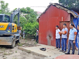 Xã Đoài Phương xử lý vi phạm về đất đai tại thôn Nhà Thờ