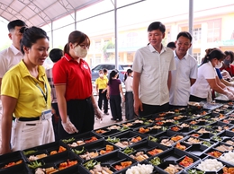ẤM ÁP MÙA THI TẠI HOÀ XÁ – CHUNG SỨC VÌ MỘT KỲ THI AN TOÀN, NGHĨA TÌNH