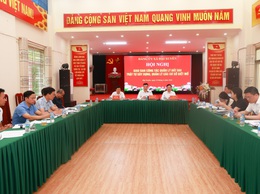 Đảng ủy xã Đại Xuyên nghe báo cáo công tác quản lý đất đai, trật tự xây dựng và quản lý các cơ sở giết mổ trên địa bàn