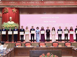 Phường Dương Nội vinh dự được Ban Thường vụ Thành uỷ Hà Nội tặng Bằng khen có thành tích xuất sắc trong 1 năm triển khai vận hành mô hình chính quyền địa phương 2 cấp
