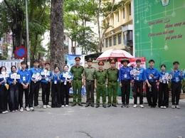 Thí sinh Hà Nội bước vào ngày thi đầu tiên của Kỳ thi tốt nghiệp THPT năm 2026