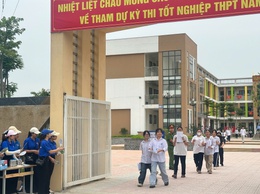 Ngày đầu tiên của kỳ thi tốt nghiệp THPT năm 2026 tại điểm thi trường THCS Trung Hòa, xã Phú Nghĩa diễn ra an toàn