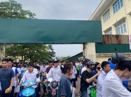 696 THÍ SINH CỦA XÃ DÂN HOÀ TẠI ĐIỂM THI TRƯỜNG THPT NGUYỄN DU HOÀN THÀNH NGÀY THI ĐẦU TIÊN KỲ THI TỐT NGHIỆP THPT NĂM 2026