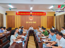 Thường trực Đảng ủy xã Kiều Phú giao ban với UBND xã về kết quả giải quyết phản ánh, kiến nghị của công dân trong lĩnh vực đất đai