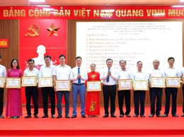 DÂN HÒA: MỘT NĂM VẬN HÀNH CHÍNH QUYỀN HAI CẤP - NHỮNG KẾT QUẢ ẤN TƯỢNG VÀ KHÁT VỌNG PHÁT TRIỂN