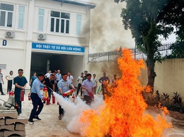 Trung tâm Công tác xã hội và Quỹ Bảo trợ trẻ em Hà Nội tổ chức huấn luyện nghiệp vụ phòng cháy, chữa cháy và cứu nạn, cứu hộ năm 2026