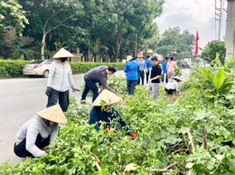 Trường THCS Võng Xuyên tổ chức ra quân tổng vệ sinh môi trường, phòng chống dịch sốt xuất huyết