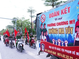 Công an phường Chương Mỹ tuyên truyền lưu động hưởng ứng Tháng hành động phòng, chống ma túy năm 2026