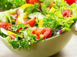 Phường Phương Liệt: Tuyên truyền về tăng cường sử dụng rau xanh và trái cây tươi trong mùa hè để bảo vệ sức khỏe