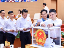 Chính thức thông qua Nghị quyết quy định một số chính sách phát triển hệ thống y tế thành phố Hà Nội