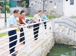 ĐOÀN KHẢO SÁT CỦA THƯỜNG TRỰC HĐND XÃ KHẢO SÁT KẾT QUẢ GIẢI QUYẾT KIẾN NGHỊ CỬ TRI