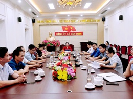 ĐẢNG ỦY XÃ VÂN ĐÌNH TỔ CHỨC TIẾP SÓNG TRỰC TUYẾN HỘI THẢO KHOA HỌC CẤP QUỐC GIA VỀ HOÀN THIỆN MÔ HÌNH CHÍNH QUYỀN ĐỊA PHƯƠNG 2 CẤP