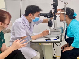 CHUNG TAY CHĂM SÓC SỨC KHỎE NGƯỜI CAO TUỔI, THÍCH ỨNG VỚI GIÀ HÓA DÂN SỐ