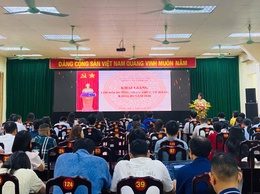 Trung tâm Chính trị phường Từ Liêm khai giảng lớp bồi dưỡng nhận thức về Đảng đợt 3 năm 2026 cho quần chúng ưu tú