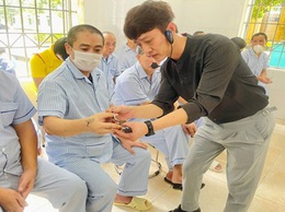 Khai giảng lớp dạy nghề cắt tóc, tạo cơ hội học nghề cho người bệnh tâm thần
