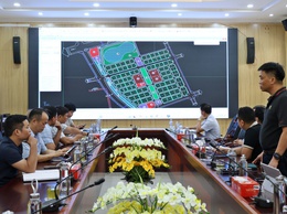 Xuân Mai tổ chức hội nghị nghe báo cáo việc xây dựng quy chế giao tái định cư cho hộ gia đình ảnh hưởng bới dự án cải tạo, nâng cấp Quốc lộ 6 đoạn Ba La - Xuân Mai