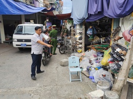 Xã Thanh Oai ra quân lập lại trật tự đô thị khu vực chợ Thanh Mai