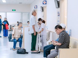 Lan tỏa đạo lý “Đền ơn đáp nghĩa” qua chương trình chăm sóc sức khỏe người có công trên địa bàn phường Xuân Phương