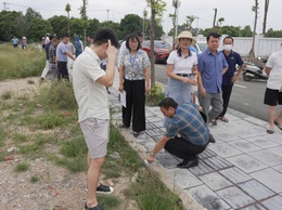 Thiên Lộc tổ chức giao đất tái định cư tại thực địa cho các hộ dân phục vụ Dự án cầu Thượng Cát
