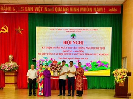 Phường Xuân Đỉnh: Người cao tuổi phát huy vai trò “Tuổi cao gương sáng”