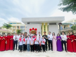 UBND xã Phúc Lộc tổ chức gắn biển công trình trụ sở Ban CHQS xã và trường tiểu học Xuân Đình