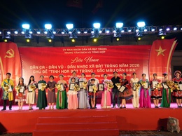 Đặc sắc đêm thi thứ hai Liên hoan Dân ca - Dân vũ - Dân nhạc xã Bát Tràng năm 2026