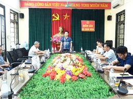 UBND XÃ DÂN HÒA LÀM VIỆC VỚI CÁC NHÀ THẦU XÂY LẮP VỀ TIẾN ĐỘ CÁC DỰ ÁN GIAO THÔNG TRỌNG ĐIỂM