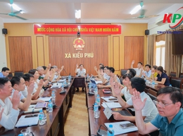 Đảng ủy xã Kiều Phú thảo luận, cho ý kiến vào các đề án sắp xếp, kiện toàn chi bộ thôn và nhân sự cấp ủy