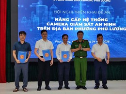 Công an phường Phú Lương đẩy mạnh chuyển đổi số, đưa công nghệ phục vụ người dân ngày càng hiệu quả