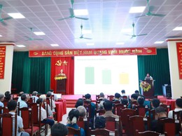 Trên 100 cán bộ, hội viên Hội Nông dân xã Minh Châu được tập huấn nâng cao nhận thức, kỹ năng xử lý ô nhiễm môi trường nông thôn